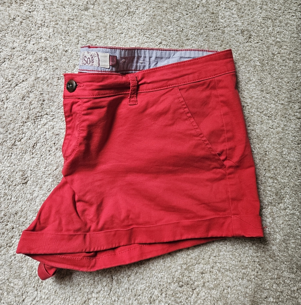 Red Shorts - Picture 2 of 3